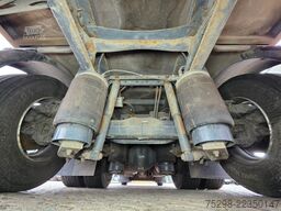 VOLVO FE 320 / Ladebordwand