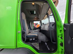 VOLVO FE 320 / Ladebordwand