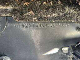 Volvo FM420  8x4 Nachlauf Tridem Retarder Hubkraft 26t