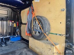 Renault Master van with two sets of tires.