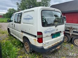 Toyota Hiace 4WD Van