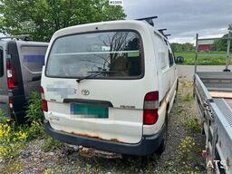 Toyota Hiace 4WD Van