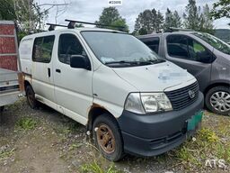 Toyota Hiace 4WD Van