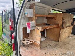 Toyota Hiace 4WD Van