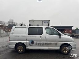 Toyota Hiace 4x4.