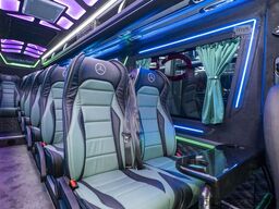 Mercedes-Benz Sprinter 517