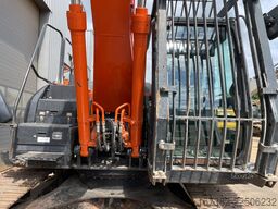 Hitachi ZX210LC-6