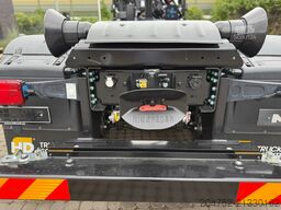 MAN TGS 41.440 MAN TGS 41.440 8x4 Abrollkipper + Kr...