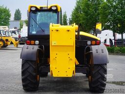 JCB 535-95 / 3.5 T / range 9.5 m / joystick