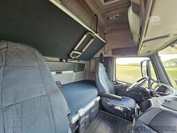 VOLVO FH 13.420 globe XL