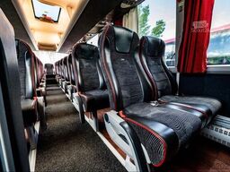 MAN Neoplan Lions Coach L