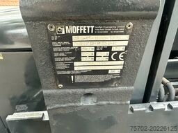 Moffett M4 25.3 Mitnahmestapler
