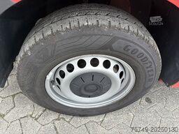 Volkswagen Crafter 35 Maxi L4H3 1Hand PDC