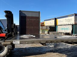 Krone Jumbo Plattform 7,82 mit Lochleiste