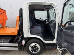 ISUZU NMR Autom. Abrollkipper + Winterdienst