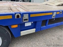 Nooteboom OSD 73-4 ,4 assige dieplader met hydraulische o...