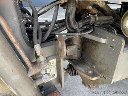 Ausa D 100 AHA