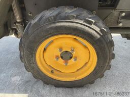 Ausa D 100 AHA