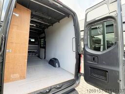 MERCEDES-BENZ Sprinter 319 CDI V6 3,0L Kasten RWD L3H2 LED