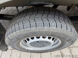 MERCEDES-BENZ Sprinter 319 CDI V6 3,0L Kasten RWD L3H2 LED