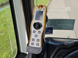 IVECO AD330T45 TRAKKER