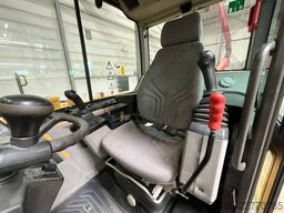 Volvo EW 60 E powertilt