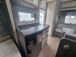 Hobby On Tour 390 SF