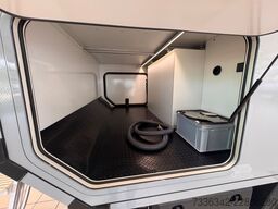 WILDE Expedition Truck Fuso F 105