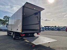 Scania P280 4x2 - Box with sidedoors - Loadlift - Full...