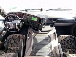 Scania P280 4x2 - Box with sidedoors - Loadlift - Full...
