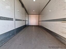 Scania P280 4x2 - Box with sidedoors - Loadlift - Full...