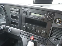Mercedes-Benz Actros 1833 tractor unit / 260 tho. km