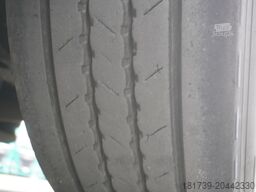 Schwarzmüller Walking floor semi-trailer / 2022