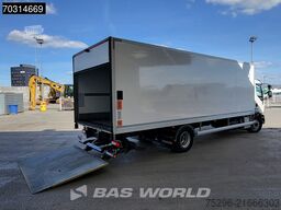 Volvo FL 210 FL 4X2 12tonner 2500kg ladebordwand Auto...