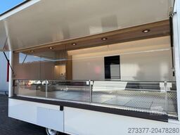 RENAULT ESSELMANN Verkaufsmobil