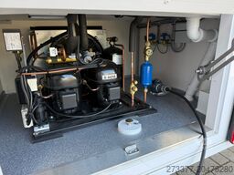 RENAULT ESSELMANN Verkaufsmobil