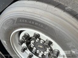 Schmitz Cargobull Curtainsider Mega