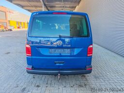 Volkswagen Transporter 2.0 TDI 8 Persons Long Wheelbase!
