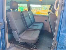 Volkswagen Transporter 2.0 TDI 8 Persons Long Wheelbase!