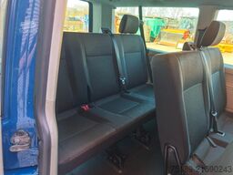 Volkswagen Transporter 2.0 TDI 8 Persons Long Wheelbase!