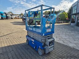 Genie GS1930 / 4X4 / 1 OWNER / SERVICED!