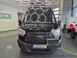 Ford Transit 35 / 2.0 TDCi / 9 SEATS / RAMP