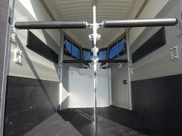 Ifor Williams HBX 511, Sattelkammer, Dreh-/Kipp