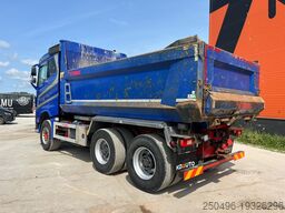 Volvo FH 16 750 6x4 RETARDER / TANDEM AXLE LIFT / BIG...