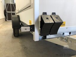 Blyss F1330HD mit Verkaufsklappe Kofferanhänger