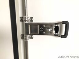 Blyss F1330HD mit Verkaufsklappe Kofferanhänger