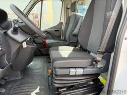 RENAULT Master III Steiger Klubb K26 / 11,2m / 200Kg