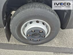 IVECO 70C18HA8/P Koffer/LBW