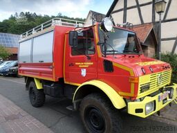 MERCEDES-BENZ Feuerwehr Unimog  U 1300L  mit Werner Winde 5 To