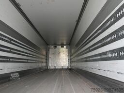 Schmitz Cargobull 3 AXLE FRIGO TRAILER WITH CARRIER VECTOR